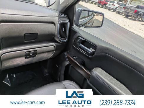 Used 2022 GMC Sierra 1500 SLT w/ SLT Premium Plus Package AWD/4WD image 14