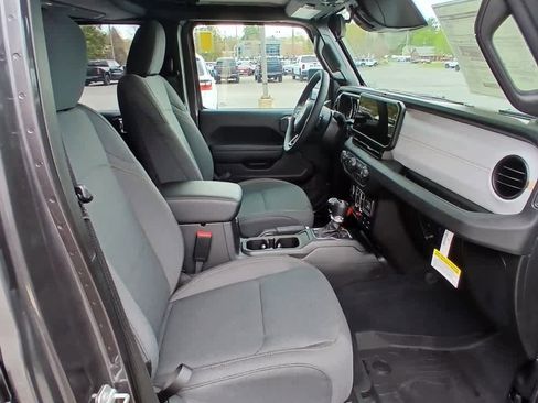 New 2026 Jeep Wrangler Unlimited Sport AWD/4WD image 17
