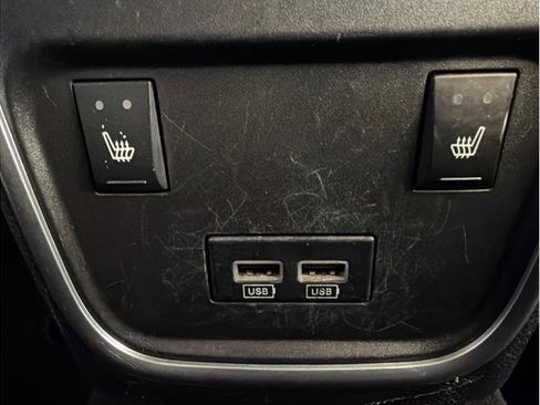 Used 2015 Dodge Charger R/T image 29