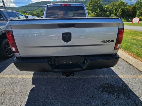 Used 2021 RAM 1500 Classic Warlock w/ Luxury Group image 5