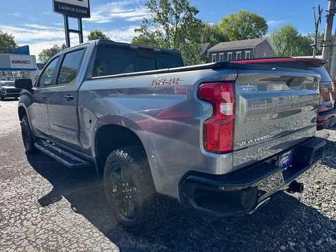 Used 2019 Chevrolet Silverado 1500 LT Trail Boss AWD/4WD image 7