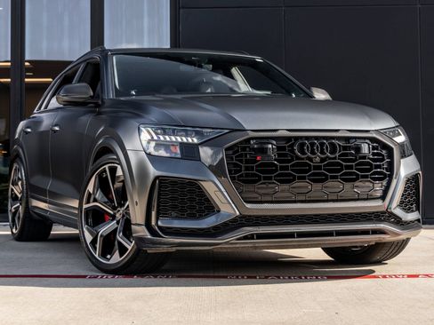 Used 2021 Audi RS Q8 w/ Carbon Optic Package AWD/4WD image 2