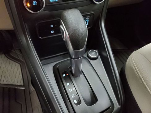 Used 2021 Ford EcoSport S image 17