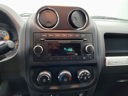 Used 2014 Jeep Compass Sport w/ Power Value Group image 3