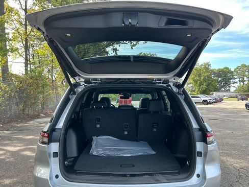 New 2025 Jeep Grand Cherokee Limited w/ Luxury Tech Group II image 25