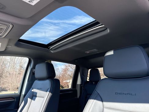 New 2026 GMC Sierra 3500 Denali w/ Denali Reserve Package image 19