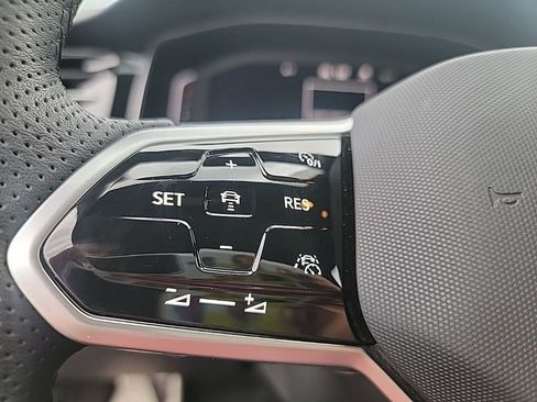 Certified 2025 Volkswagen Jetta GLI Autobahn image 20