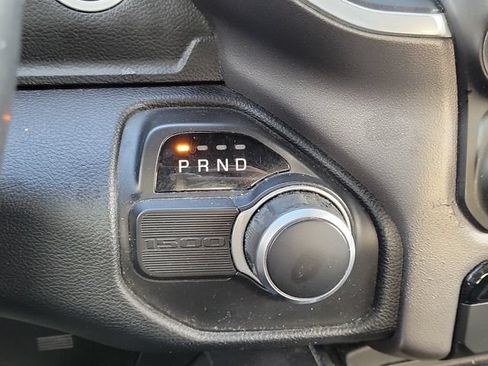 Used 2019 RAM 1500 Big Horn RWD image 23