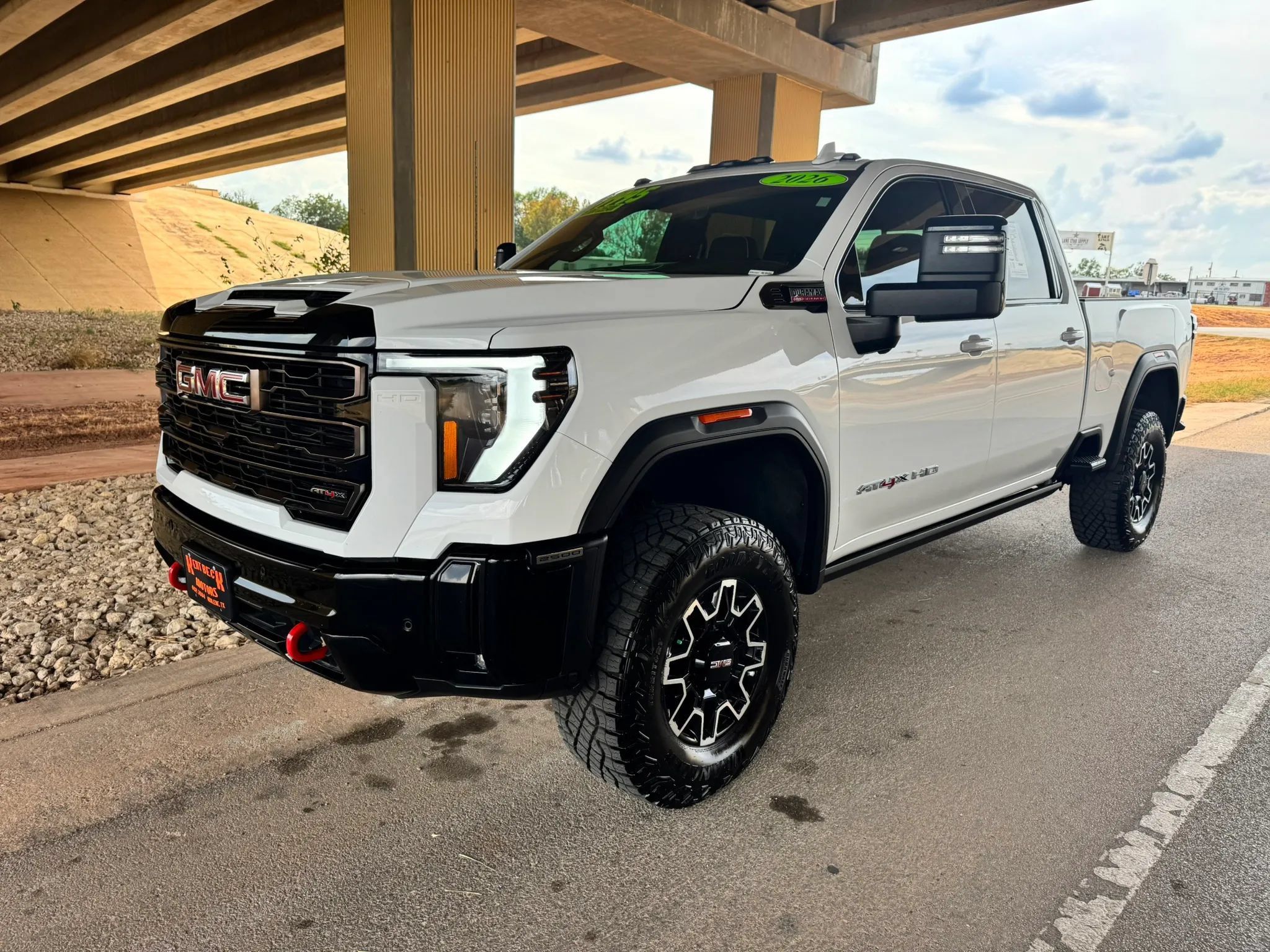 Used 2026 GMC Sierra 2500 AT4X AWD/4WD image 7