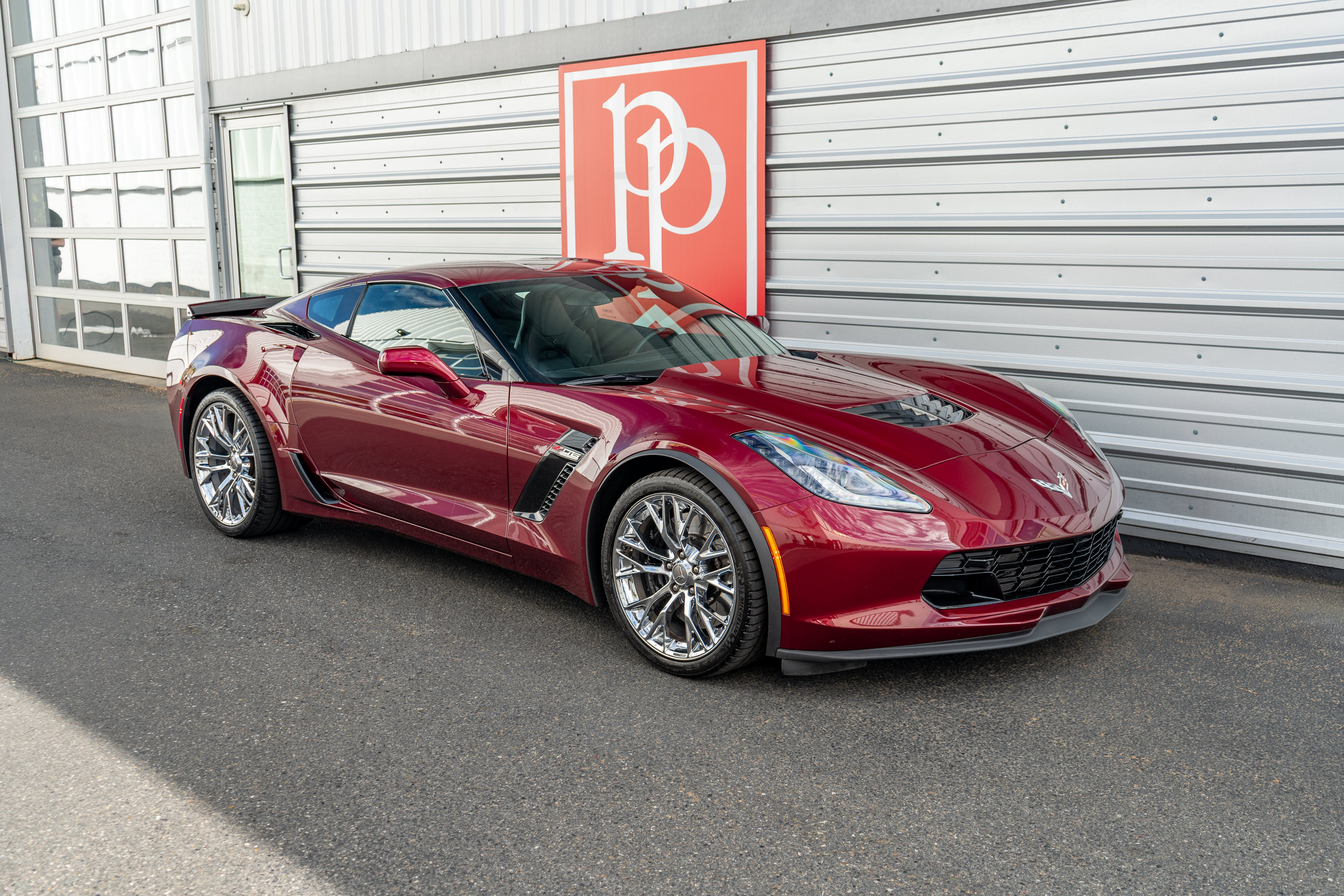 Used 2016 Chevrolet Corvette Z06 w/ 3LZ Preferred Equipment Group RWD image 42