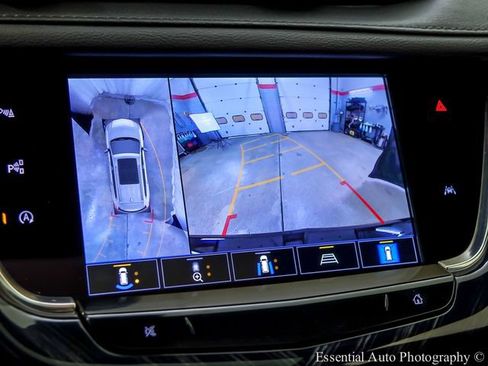 Certified 2024 Cadillac XT6 Premium Luxury w/ Technology Package AWD/4WD image 18