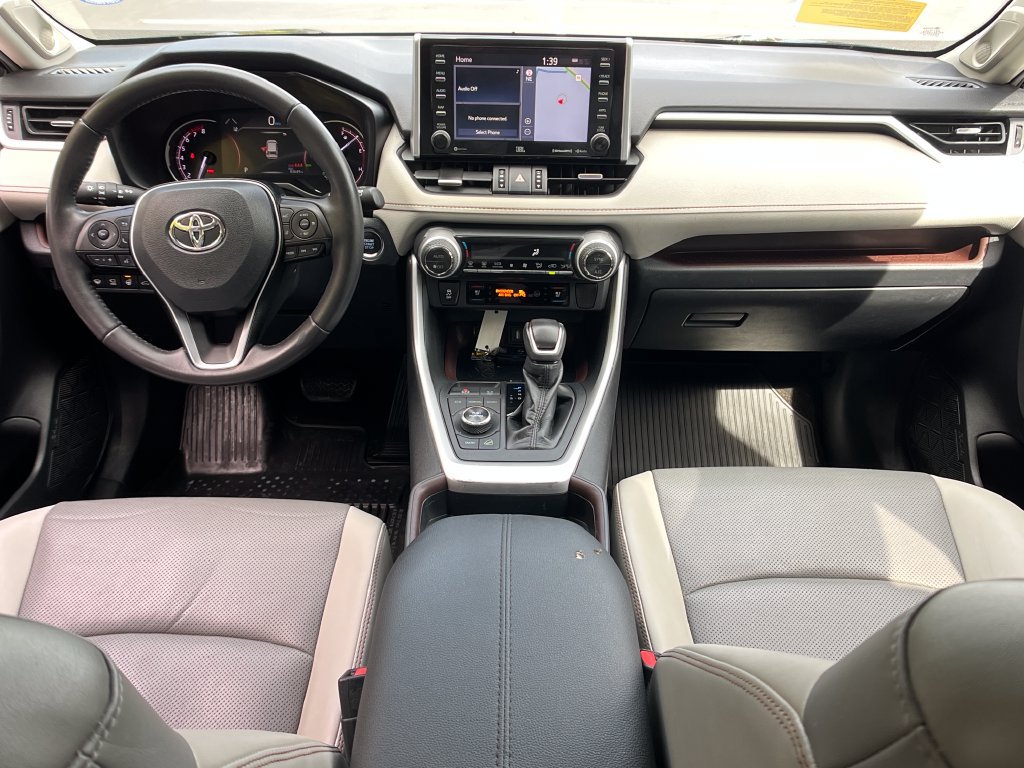Used 2020 Toyota RAV4 Limited AWD/4WD image 14