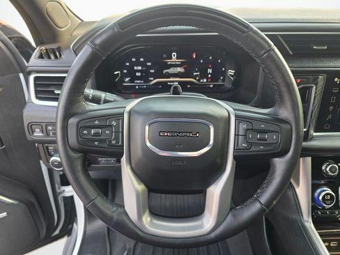 Used 2024 GMC Yukon Denali w/ Advanced Technology Package AWD/4WD image 16