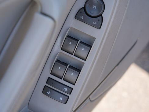 Used 2009 Cadillac CTS 3.6 RWD image 16