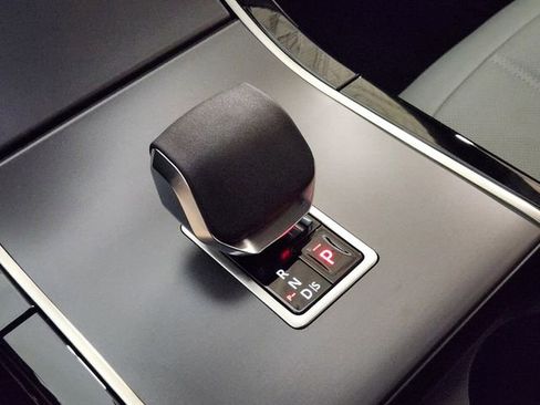 New 2026 Land Rover Range Rover Evoque S AWD/4WD image 19