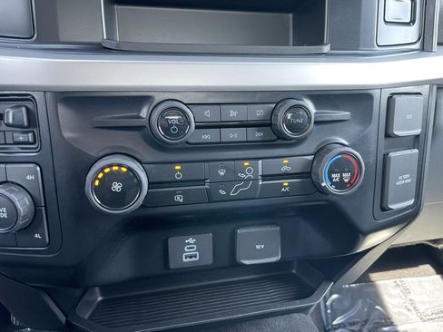 Used 2024 Ford F250 XLT image 12