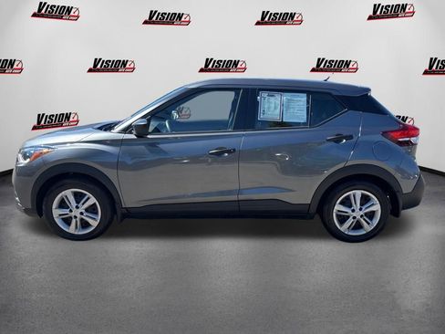Used 2020 Nissan Kicks S FWD image 9