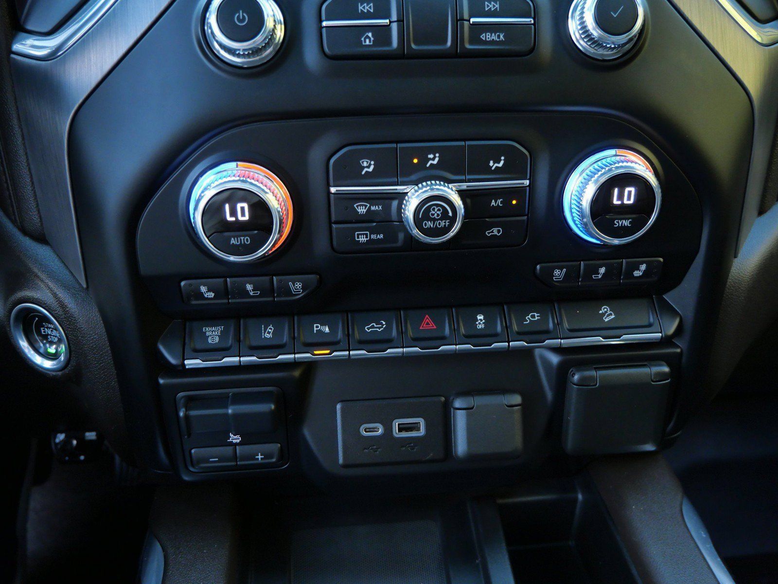 Used 2020 GMC Sierra 2500 Denali AWD/4WD image 22