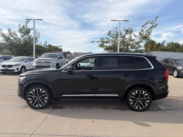 Used 2025 Volvo XC90 B6 Plus AWD/4WD image 4