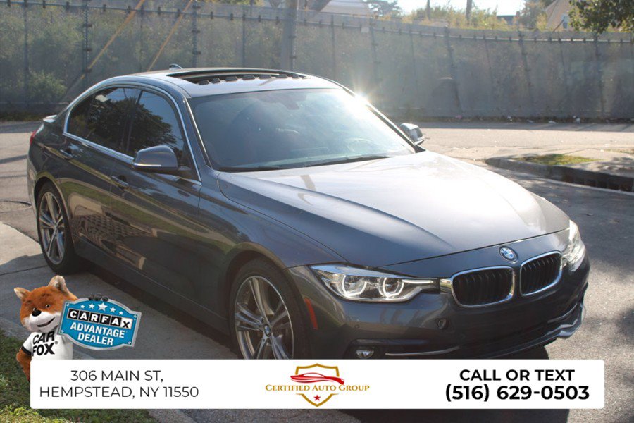 Used 2017 BMW 340i Sedan RWD image 4