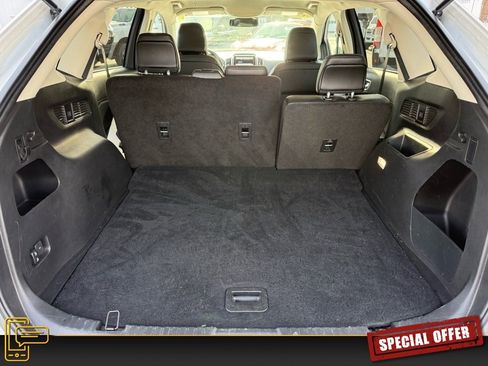 Used 2024 Ford Edge SEL image 23