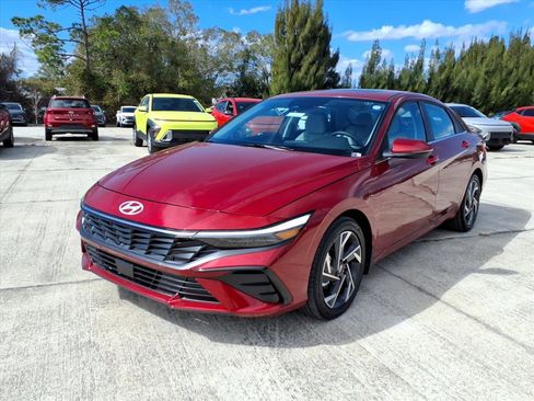 New 2026 Hyundai Elantra Limited image 3