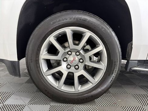 Used 2019 GMC Yukon Denali w/ Open Road Package image 9