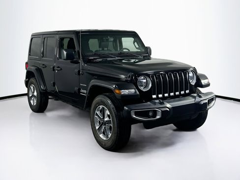Used 2023 Jeep Wrangler Sahara w/ Cold Weather Group image 3