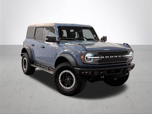 Used 2023 Ford Bronco Badlands AWD/4WD image 8