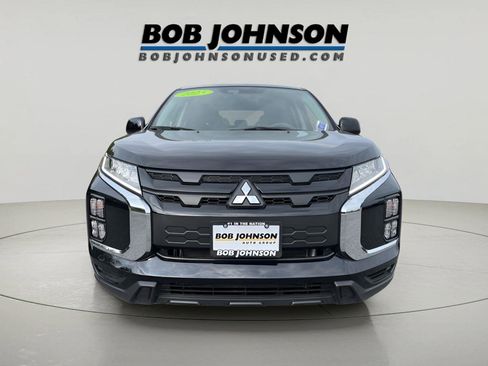 Used 2025 Mitsubishi Outlander Sport LE image 2