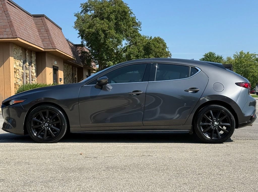 Used 2021 MAZDA MAZDA3 s FWD image 2