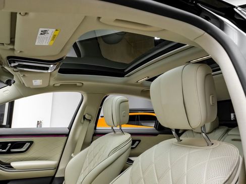 Used 2023 Mercedes-Benz S 500 4MATIC image 9