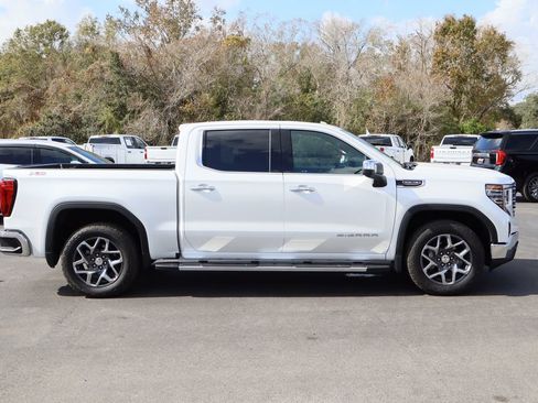 Certified 2023 GMC Sierra 1500 SLT w/ SLT Premium Package image 9