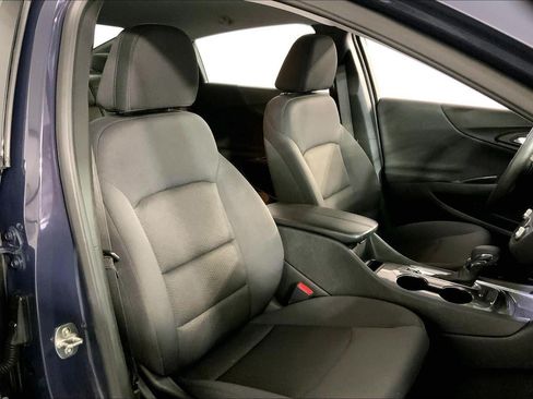 Used 2025 Chevrolet Malibu LT FWD image 7