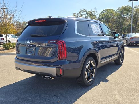 New 2025 Kia Telluride S image 8
