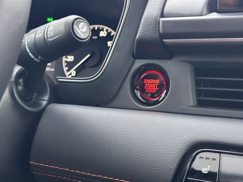 New 2025 Honda Pilot TrailSport image 31