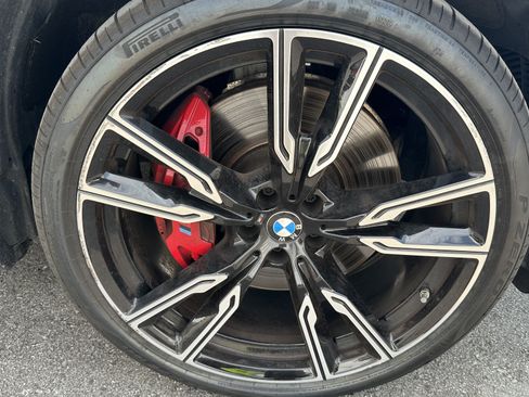 Used 2025 BMW X5 M60i AWD/4WD image 15