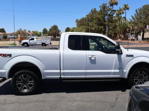Used 2015 Ford F150 Lariat w/ Equipment Group 502A Luxury AWD/4WD image 8