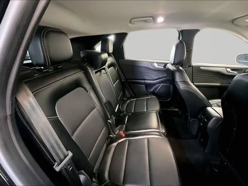Used 2024 Ford Escape Platinum AWD/4WD image 26