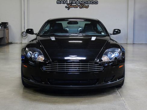 Used 2009 Aston Martin DB9 Coupe image 2