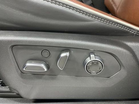 Used 2023 GMC Sierra 1500 Denali Ultimate AWD/4WD image 12