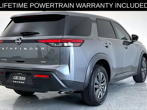 Used 2024 Nissan Pathfinder S AWD/4WD image 2