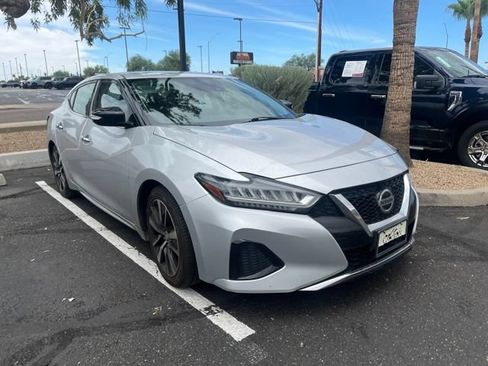 Used 2020 Nissan Maxima 3.5 SV w/ Floor Mat Group FWD image 4