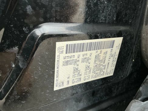 Used 2021 Nissan Rogue S image 33