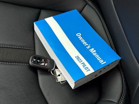 Used 2023 Honda Pilot EX-L image 38