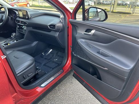 Used 2020 Hyundai Santa Fe Limited w/ Cargo Package image 15