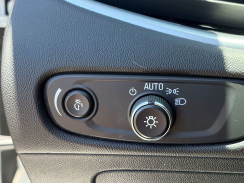 Used 2024 Chevrolet Malibu LT FWD image 21