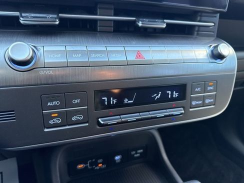 Used 2024 Hyundai Kona SEL image 19