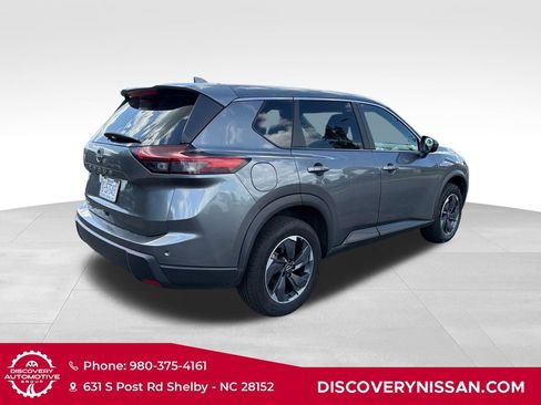 Certified 2025 Nissan Rogue SV FWD image 6