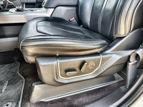 Used 2016 Ford F150 Platinum w/ Equipment Group 701A Luxury AWD/4WD image 12
